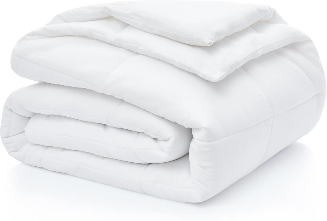 CASUAL LIVING Duvet Insert Queen Comforter Cooling Blanket Lightweight Hypoallergenic Reversible White Comforter with Box Stitching Fluffy Bedding Down Alternative Machine Washable, Queen, White