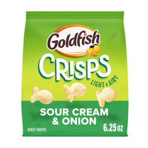 Goldfish Crisps Sour Cream & Onion Baked Chip Cracker Snacks, 6.25 Oz Bag (EXP 01/31/26)