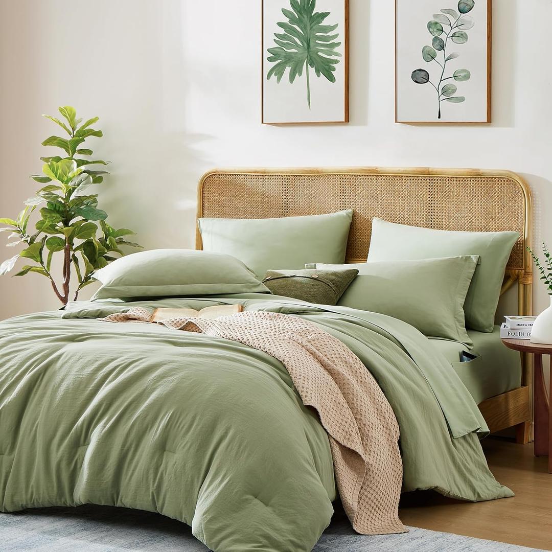 WRENSONGE Queen Comforter Set - 7 Pieces Sage Green Soft Bed in a Bag Queen with Fitted Sheet, Flat Sheet, 2 Pillow Shams, and 2 Pillowcases- Warm Bedding Sets Queen for All Season (7Pcs-Queen(90"x90"))