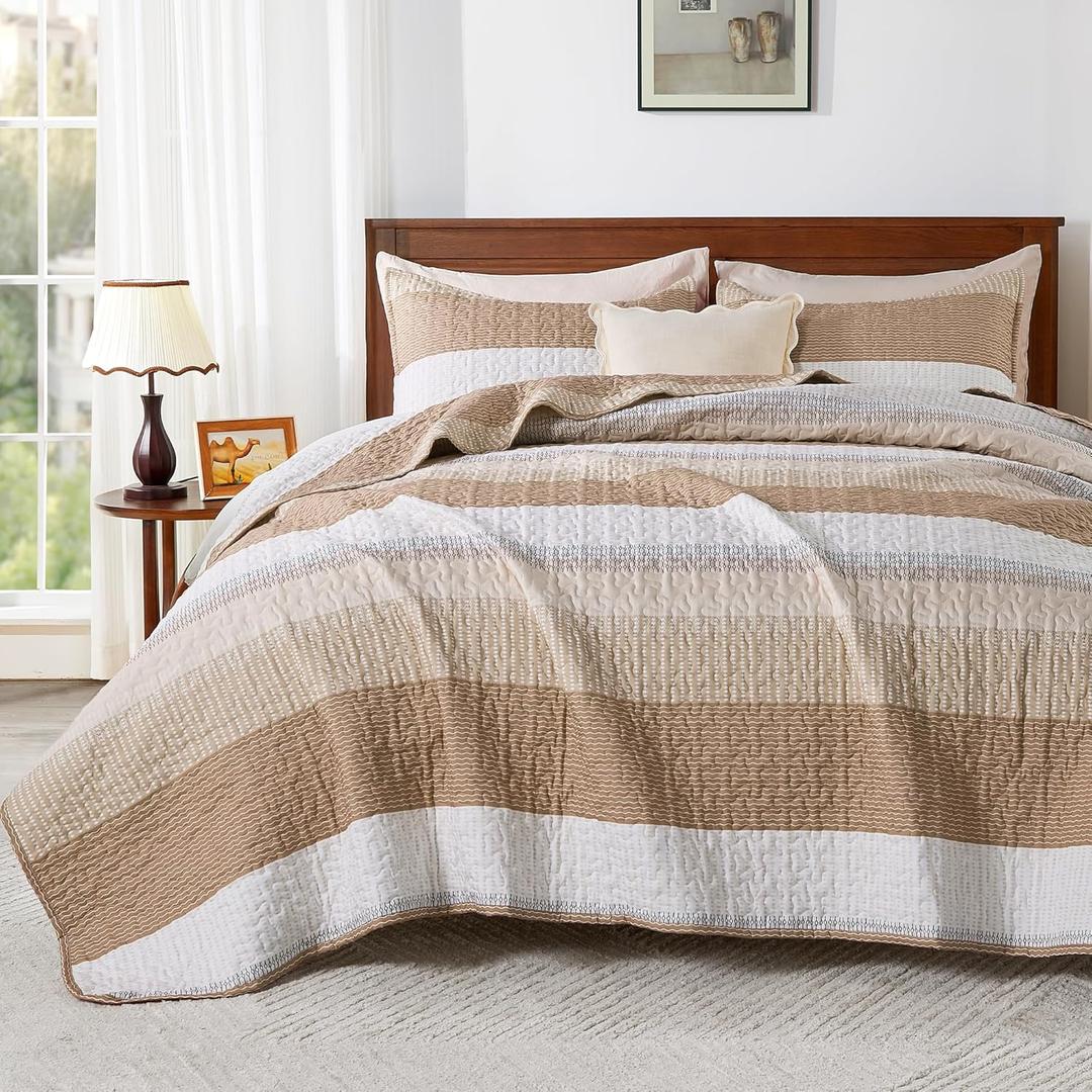 Andency Taupe Striped Quilt Queen(90x96Inch), 3 Pieces (1 Striped Quilt and 2 Pillowcases) Patchwork Bedspread Coverlet Set, Soft Microfiber Lightweight Quilted Bedding Set