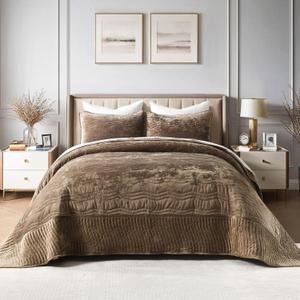 Velvet California King Size Quilt, Oversized California Comforter Set Mocha Brown Bedding Set (118”*106”) with 2 Pillow Shams, Luxurious Quilt Set,All-Season 3 Pieces