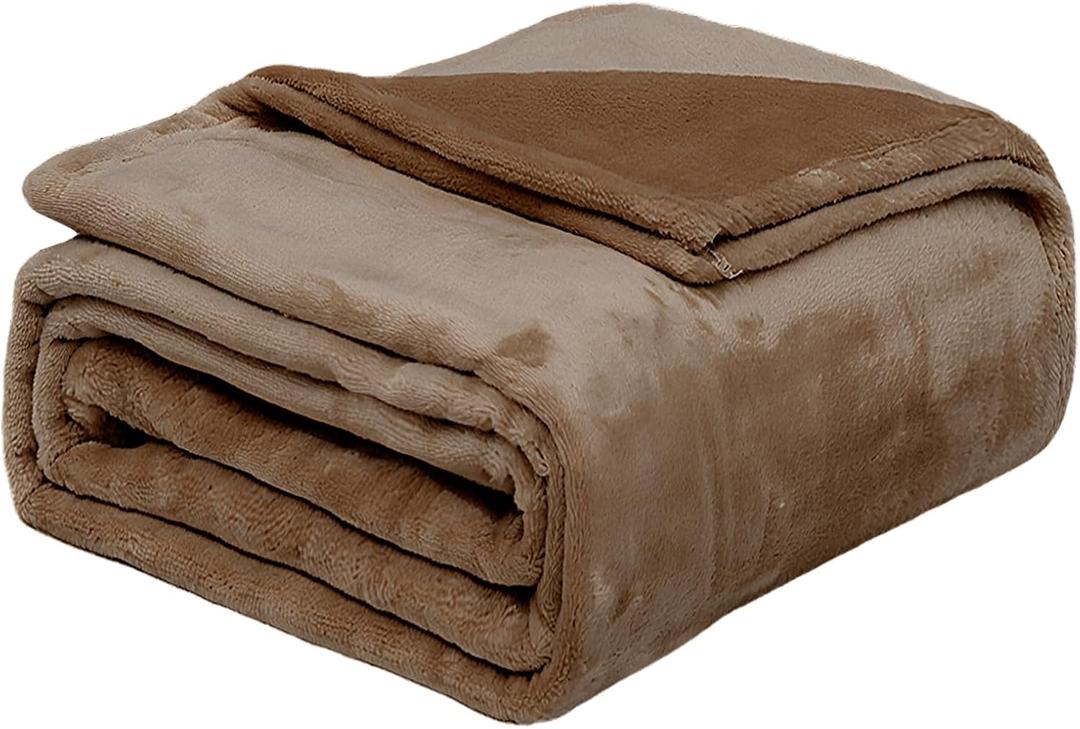 Flannel Fleece Bed Blankets 300GSM,Soft Lightweight Blankets for Bed, Sofa, Couch, Camping,Suitable for All Season Plush Fuzzy Cozy Luxury Microfiber (Brown, Throw(50"x60"))