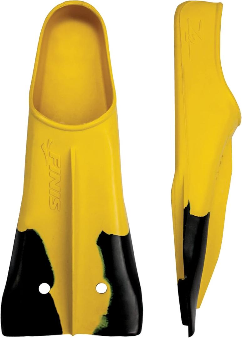 FINIS Z2 Gold Zoomers Swim Fins - Short Blade Training Fins for Strength & Speed - Natural Rubber Fit Male (5.5-7) Female (6.5-8) (Pack of 1)