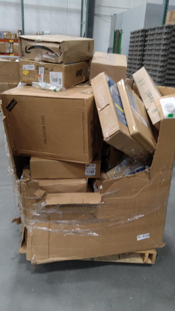 Pallet of Salvage Items 