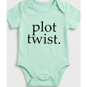 BIBIBLISSBABY Plot Twist Baby Announcement Onesie,Pregnancy Announcement Outfit for Grandparents to be,Baby Shower Reveal (Preemie)