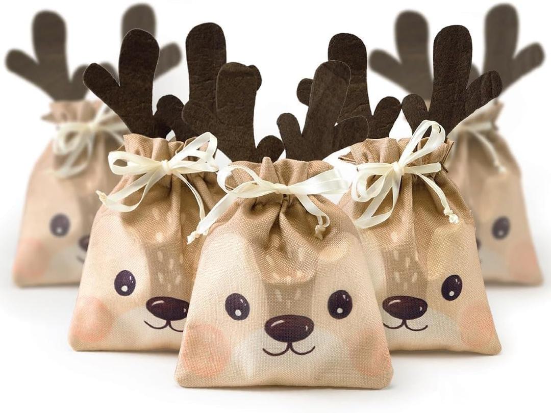 Cheerland Christmas Burlap Gift Bags Winter Party Favor Bags Reindeer Jute Drawstring Treat Goody for Birthday Winter Wonderland Baby Shower Candy Xmas Holiday New Year Christmas Party Supplies 6pcs