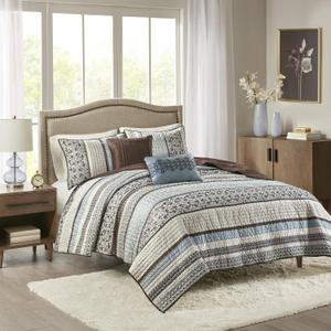 Madison Park Quilt Set Luxurious Jacquard Stripes Design - All Season, Coverlet Bedspread Lightweight Bedding Layer, Shams, Decorative Pillow, King/Cal King(104"x94"), Floral Blue 5 Piece