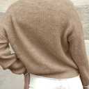 Saodimallsu Womens Sweaters Crew Neck Long Sleeve Knit Contrast Piping Stripe Lightweight Casual Fall Pullover Tops 2025 (Brown)