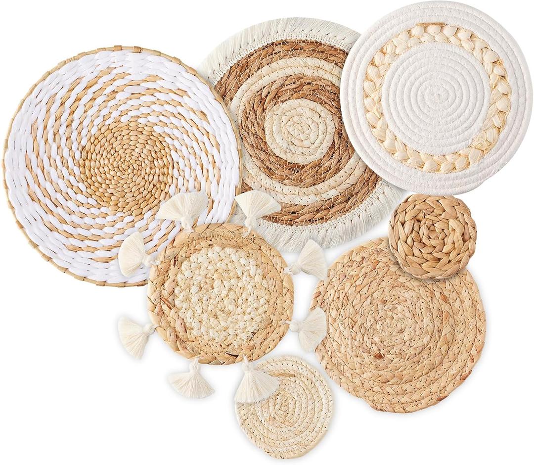 7 Pack Boho Wall Basket Decor Set, Hanging Woven Seagrass Rattan Wicker Boho Wall Decor, Round Farmhouse Wall Hanging Baskets Rustic Flat Wall Art for Living Room Bedroom Kitchen