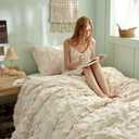 Bedsure Tufted Boho Comforter Set Twin Size - Beige Boho Bed Set, GentleSoft 2 Pieces Farmhouse-Style Embroidery Bedding, Gifts for Woman, Soft Jacquard Twin Comforter for All Seasons
