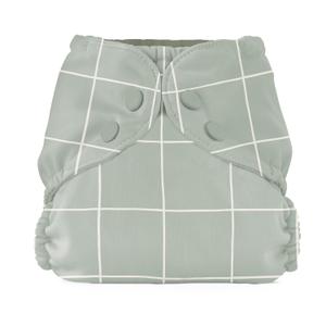 Esembly Cloth Diaper Outer, Swim and Waterproof Cloth Diaper Cover, Leak-Proof and Breathable Layer, Reusable with Snap Closure - Size 1 (7-17lbs), Lattice