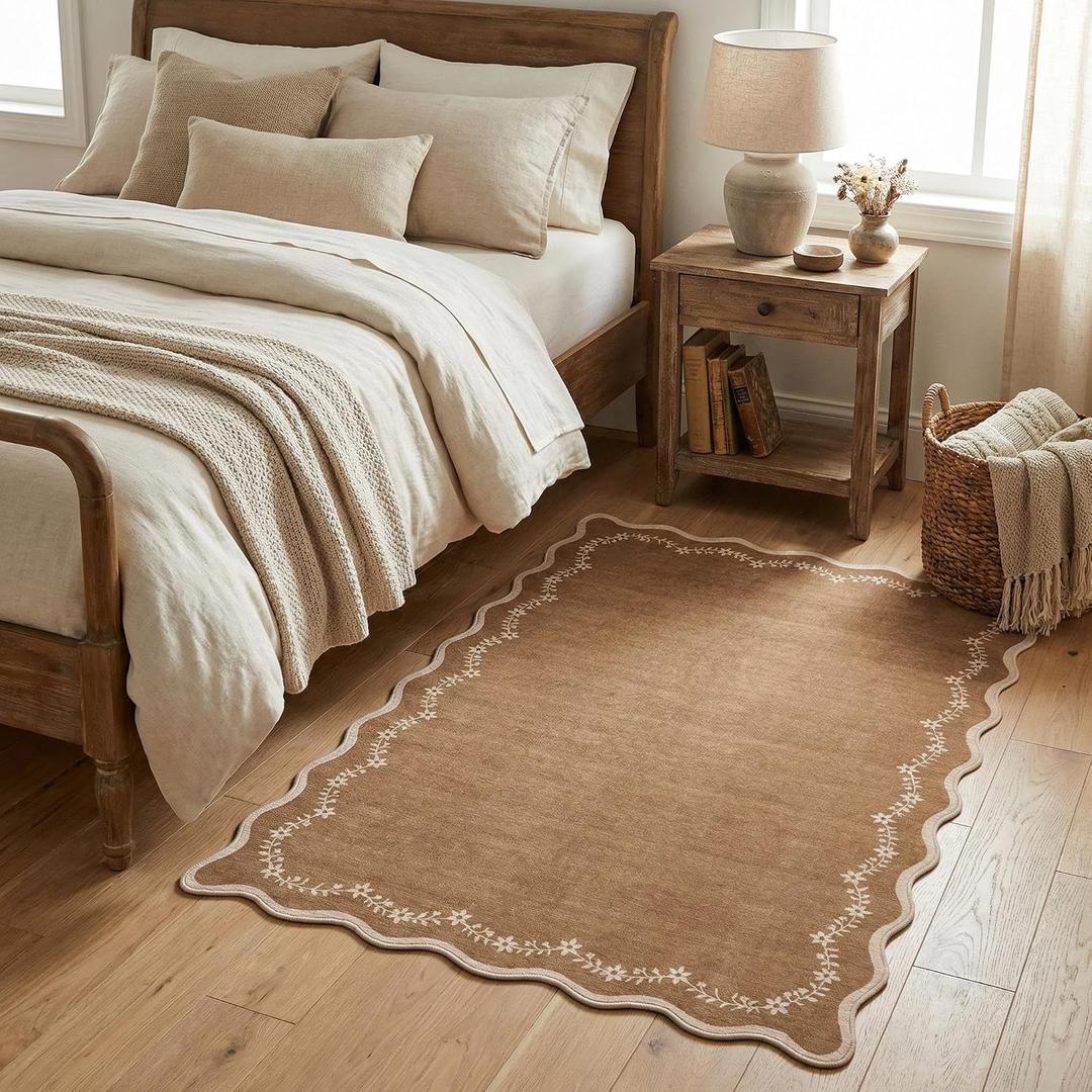 GarveeHome 3x5 Scalloped Washable Area Rug for Bedroom,Soft Solid Brown Entryway Rug Farmhouse Kitchen Mat Non Slip Low Pile Carpet Stain Resistant Throw Rug for Bedside Kids Room Office Dining Room