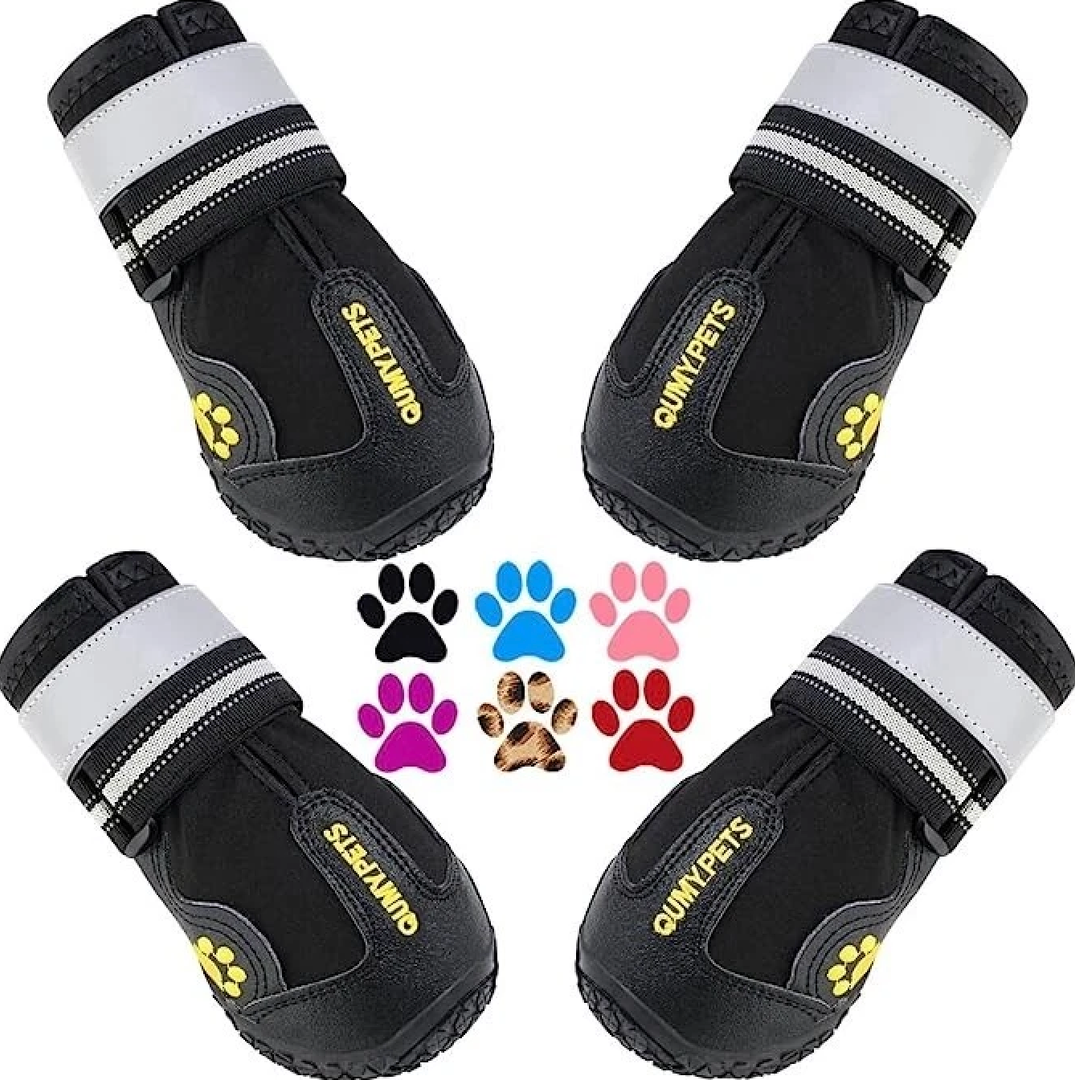 QUMY Dog Shoes for Large Dogs, Medium Dog Boots & Paw Protectors for Winter Snowy Day, Summer Hot Pavement, WaterResistant in Rainy Weather, Outdoor Walking, Indoor Hardfloors SkidResistant Sole Size 5