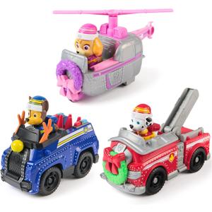 Paw Patrol Holiday Vehicle Bundle, Holiday-Themed Chase, Marshall & Skye Action Figures & Rescue Vehicles, Kids Toys for Boys & Girls Ages 3 & Up
