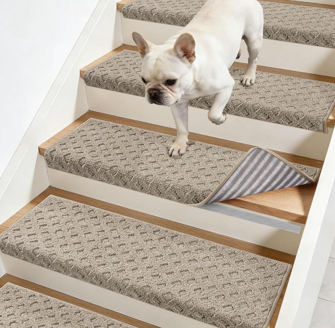 JSEI Bullnose Carpet Stair Treads, 14 Pcs Non Slip Stair Treads for Wooden Steps Indoor with TPE Backing, 11" x 30" Machine Washable Stair Runners with Edge Protection for Kids, Elders and Pets, Beige