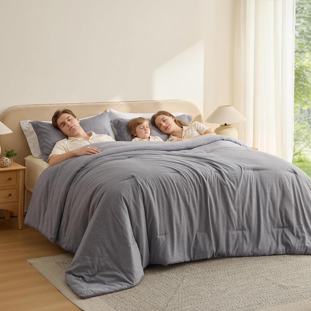 Bedsure Grey Oversized King Comforter Set, Cationic Dyed Bed Set 3 Pcs
