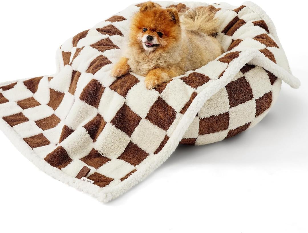 LE SURE Waterproof Puppy Blanket for Small Dogs - Washable Double Sided Dog Blankets with Warm Jacquard Shag and Soft Sherpa Fleece, Pet Cat Blanket for Couch Protection, 3D Textured Checks, Brown