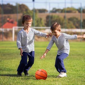 Sports Ball Inflatable Small Mini Hoop Basketballs With Pump 4 Inch Balls, 30 PCS