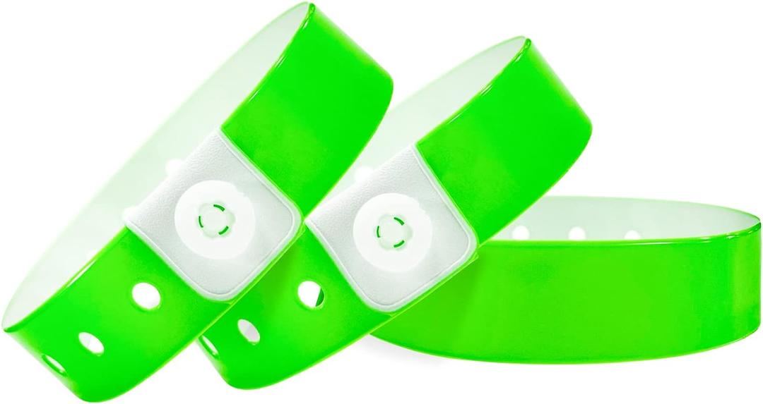 Plastic Party Green Wristbands-100 Pack Colored Vinyl Wristbands for Events-Waterproof Lightweight Security Wrist Bands for Bar Club Festival Music Meeting