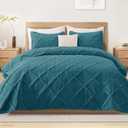 Exclusivo Mezcla Cal King Size Quilt Set with Modern Striped Pattern, 3 Pieces Summer Oversized Lightweight Teal Quilts Bedding Set, Soft Bedspreads Coverlets for All Seasons