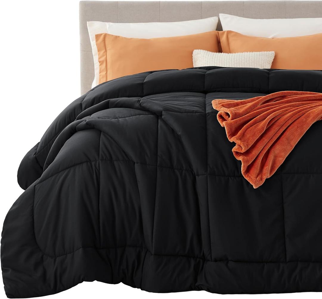 Bedsure Comforter Duvet Insert - Quilted Comforters King Size, All Season Duvet, GentleSoft Down Alternative Bedding, with 8 Tabs, Gifts for Women/Men, Black, King 90 x 102 Inches