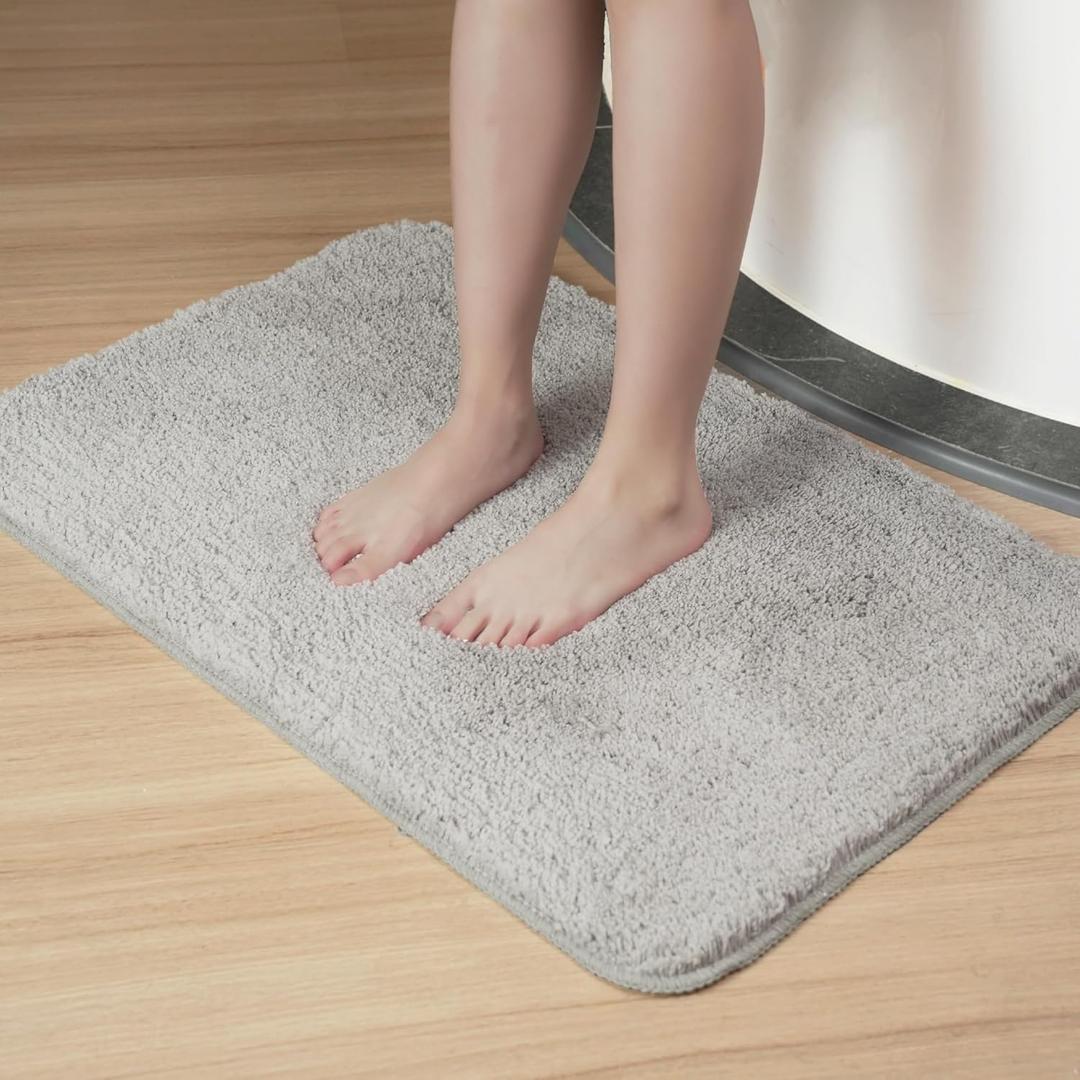 CHEZARTEMIS Luxury Quick Dry Non-Slip Bathroom Rugs17'' x 24'' Light Grey Highly Absorbent Washable and Ultra Soft, Extra Thick Fluffy Bath Mats for Shower/Kitchen/Bathtub Floor
