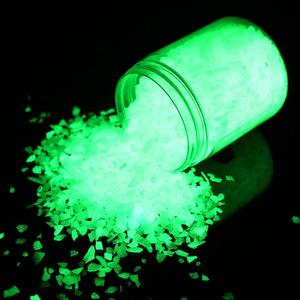 Shiny Stone Glow in The Dark Gravel Stones Rocks, Aquarium Gravel, Glow Rocks Stones, Decorative Rocks for Fish Tank Aquarium Garden Planter Landscape Decoration,280g/10oz (3-5mm, Yellow Green)