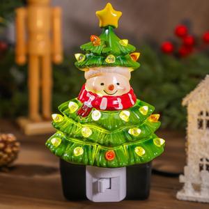 Baquler 6'' Christmas Tree Night Light Plug into Wall Christmas Snowman Tree Cute Night Light for Decorative Home Room, Party Decor, Gifts