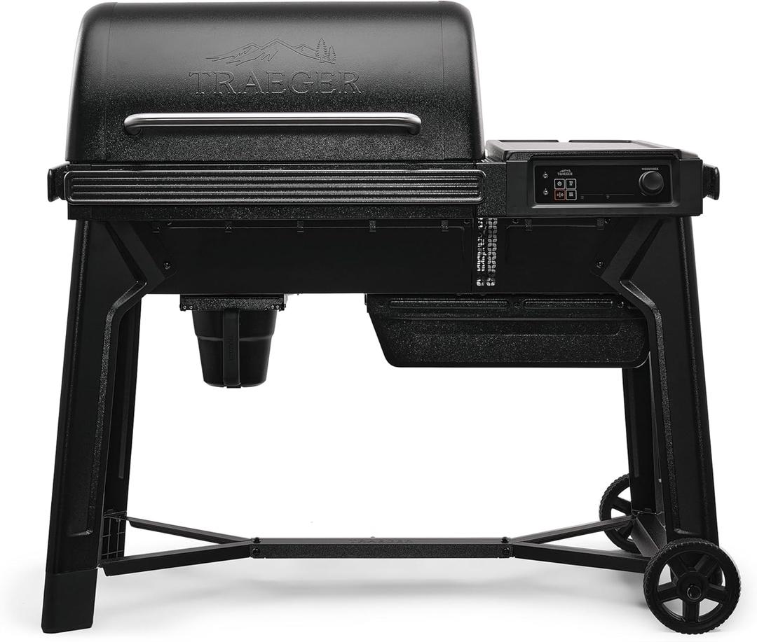 Traeger Grills Woodridge Electric Wood Pellet Grill and Smoker, Wi-Fi Temperature Control up to 500 Degrees, 860 Sq. In. Cooking Capacity, 6-in-1 for Outdoor Grilling, Smoking, and BBQ, TFB86MLH Black