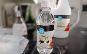 Amazon Saver, Distilled White Vinegar, Great for Cooking and Cleaning, 16 Fl Oz (Previously Happy Belly, Packaging May Vary)