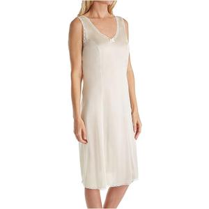 Shadowline Women's 3411 26 Inch Princess Full Slip (42, Beige)