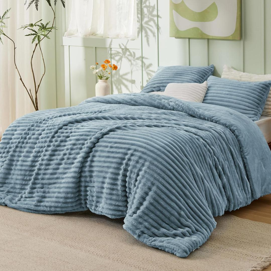 Bedsure Fluffy Comforter Set Queen - Super Soft Faux Fur Bed Set Mineral Blue, Warm Plush Fleece Winter Bedding, 3 Pieces, 1 Shaggy Fuzzy All Seasons Queen Size Comforter with 2 Pillowcases