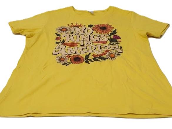 No King In America T-Shirt Yellow L