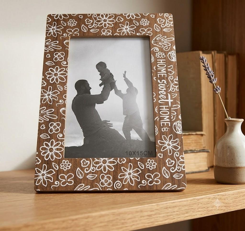Floral Solid Wood Picture Frame Size 10x15 cm