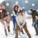 Luces 50 PCS Fake Snow Balls, Soft Snow Ball for Fight Indoor, Plush Winter Fight Balls for Outdoor Indoor Toss Game, Christmas Decorations Xmas DIY Accessories Snow Decor