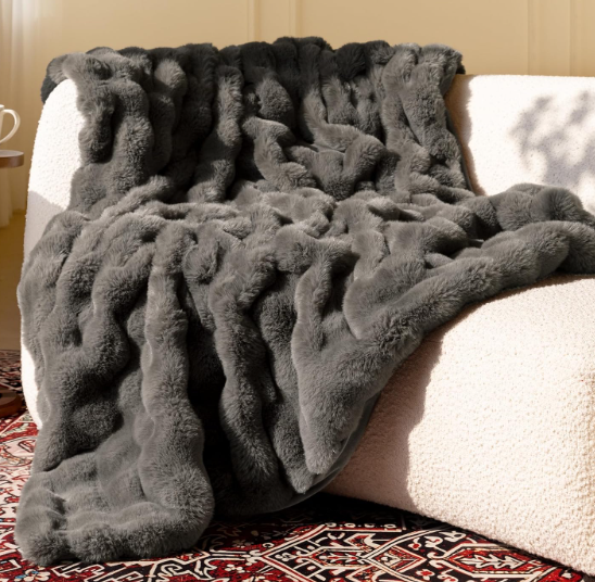 blunique Ultra Soft Cozy Faux Fur Throw BlanketFuzzy Plush Thick Bubble Blanket, Fluffy Blanket for Couch, Sofa, Bedroom, and Living Room, 50x60 Inches, Dark Grey Taupe