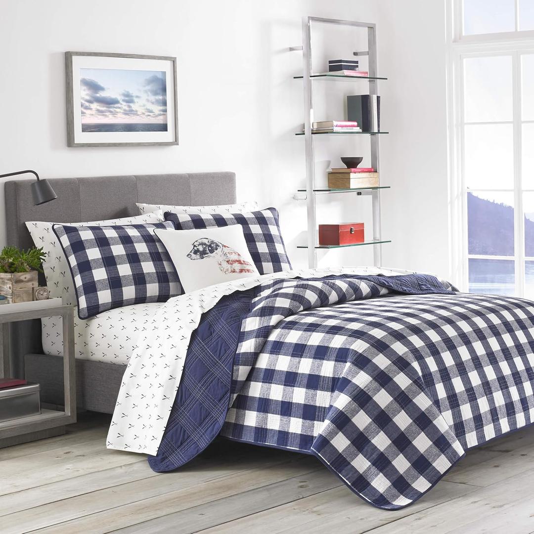 Eddie Bauer- Twin Quilt Set, Cotton Reversible Bedding with Matching Sham, Home Decor for All Seasons (Lakehouse Plaid Blue, Twin)