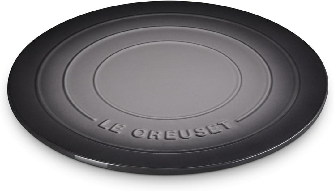 Le Creuset Stoneware Round Pizza Stone, 15 in., Oyster