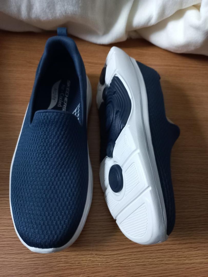 Sketchers, Arch Fit, Blue, 7