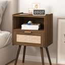 Veegle Nightstand,Modern Bedside Table with Storage Drawer and Open Wood Shelf, Accent Night Stand with Solid Wood Legs for Living Room, Bedroom and Small Spaces,Easy Assembly (Walnut Brown-Rattan)