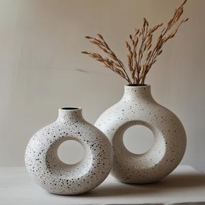 NOBULA Ceramic Bagel Vases C6  Thoughtful for Mom  Elegant Set of 2 for Living Room, Bedroom or Table  Modern Home Decor Shell Love  Perfect for Flowers & Plants