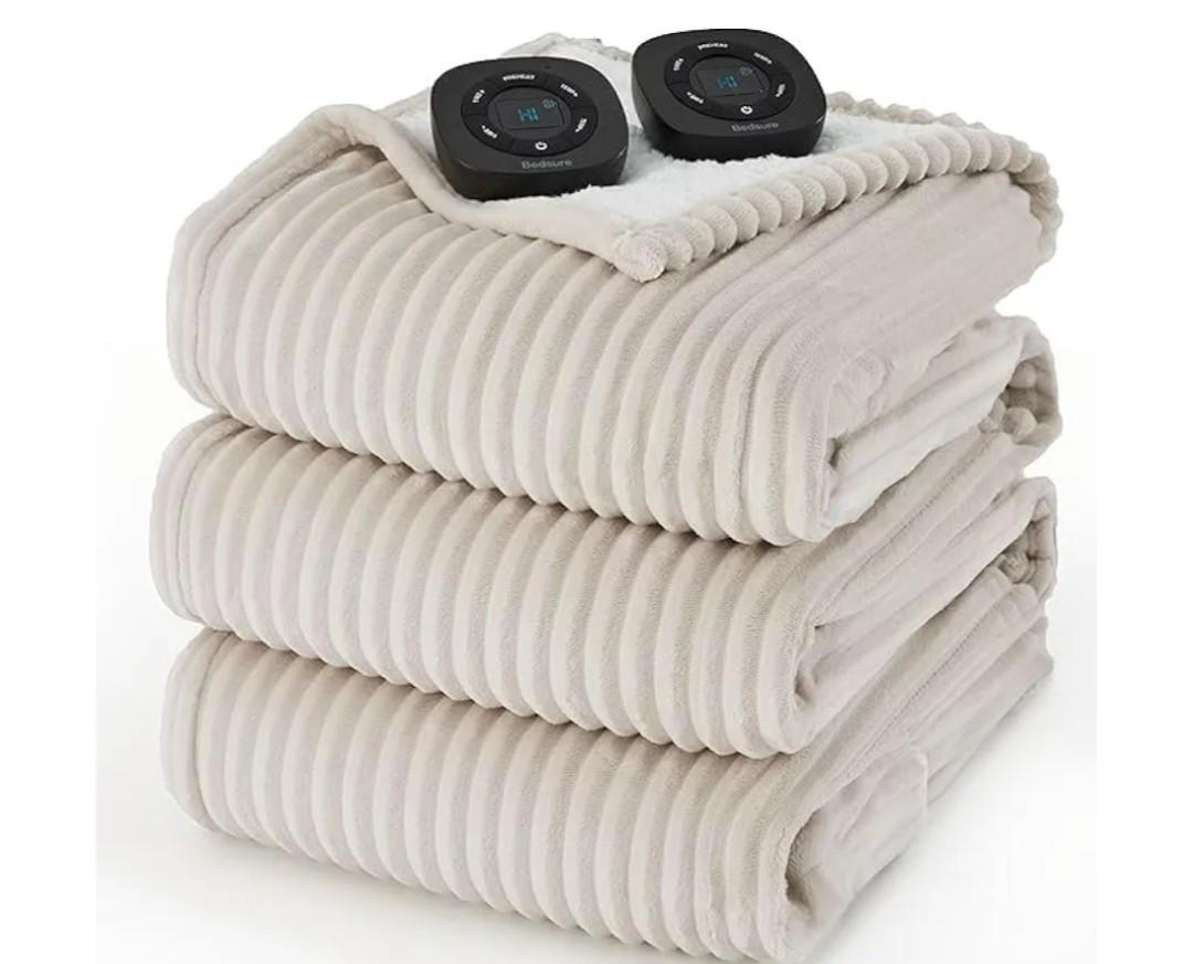 Bedsure GentleSoft Electric Blanket King Size - Soft Ribbed Flannel Heated Blanket with Dual Control, Heating with 10 Heat Settings & 10 Time Settings, 8 hrs Timer Auto Shut Off (90x100 inches, Cream)