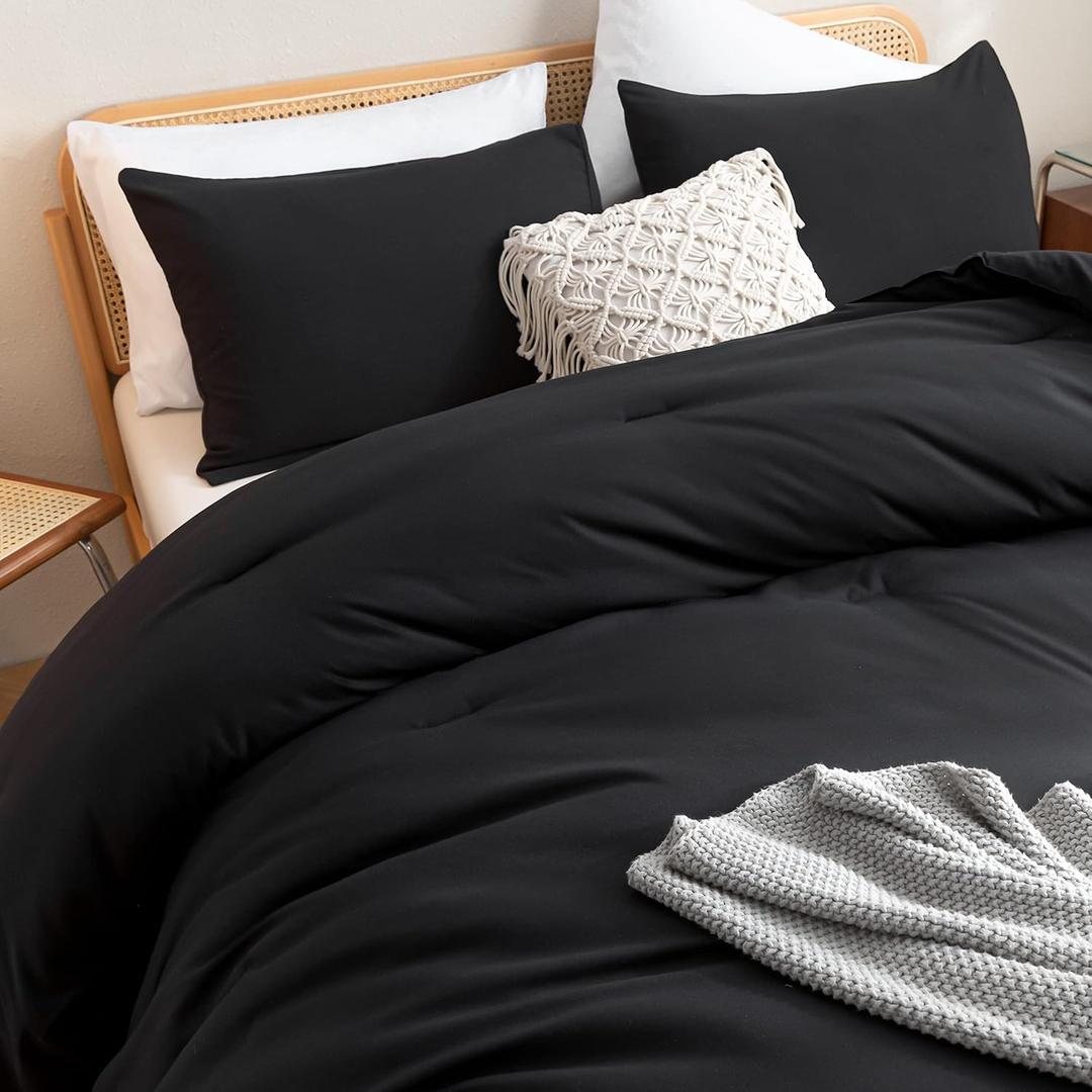 ROSGONIA Oversized King Comforter Black, 3pcs(1 Boho Comforter & 2 Pillowcases) Soft Lightweight Oversized King Size Comforter Sets All Season Bedding (Oversized King Comforter 120"x98")