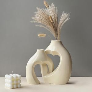 Modern Beige Ceramic Vase Set of 2 for Living Room Bedroom 8.27'' and 6.69'' Cream Minimalist Unique Creative Heart Shape Flower Vases for Home Decor Office Centerpieces Gift for Fake Plant