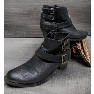 CURFEW Black Ankle Boots Heel Vegan Leather Zipper Winter Casual 6M