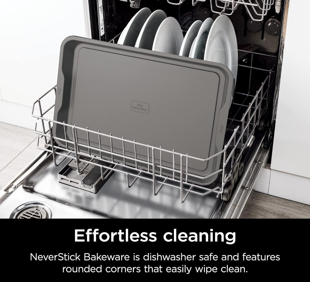 Ninja NeverStick™ Premium 1-Piece Baking Sheet Set