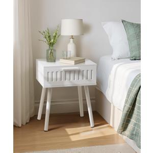 SUMGAR Farmhouse Nightstand Small White Modern Night Stand with Drawers Bedroom Bedside Table Nightstands Organiser Storage Simple Aesthetic Night Stands Side Table End Table for Small Space