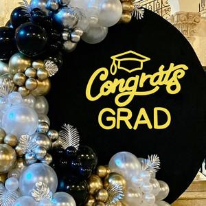Mindsoft Gold Felt Congrats Grad Sticker Sign for Backdrop Graduation Decor for Party Congrats Grad Class of 2026 Event Letter Sign Graduation Party Balloon Arch Backdrop Decor Supplies