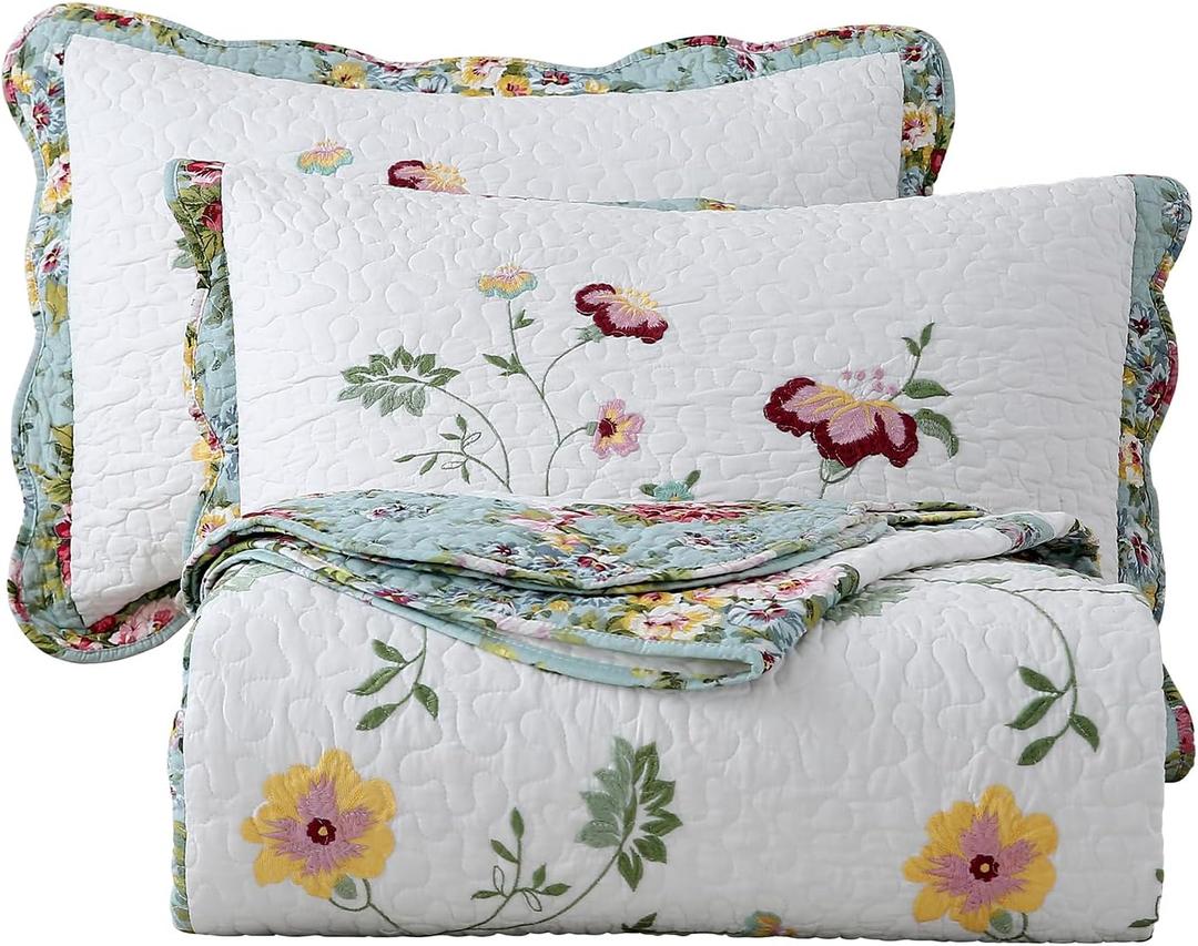 vctops 3-Piece Embroidered Floral Cotton Quilt Set Elegant Reversible Lightweight Soft Bedspread Coverlet with 2 Pillow Shams (Floral, Oversize Queen)