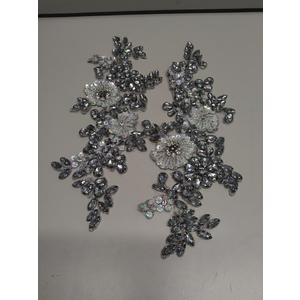 FINGERINSPIRE 2 PCS Handmade Beaded Crystal Patches Sparkly Sewing Floral Rhinestone Lace Applique Patch Clear Glass Rhinestones Embroidery Lace Patches for Wedding Dress Decoration Clothes Accessory